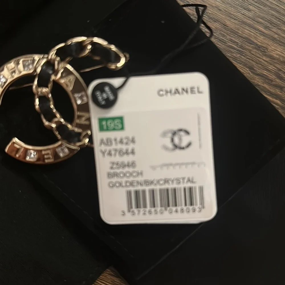 CHANEL brooch - Picture 4 of 4